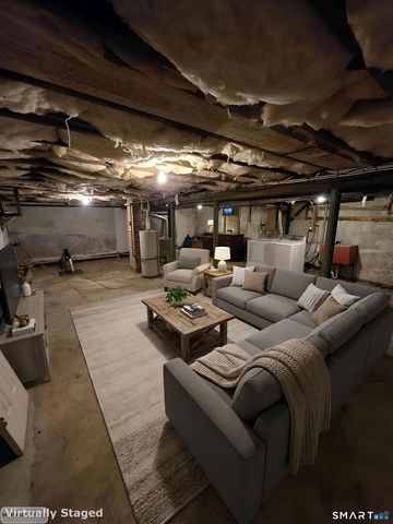 50 Hillcrest Avenue, West Hartford, CT 06110