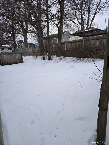 50 Hillcrest Avenue, West Hartford, CT 06110