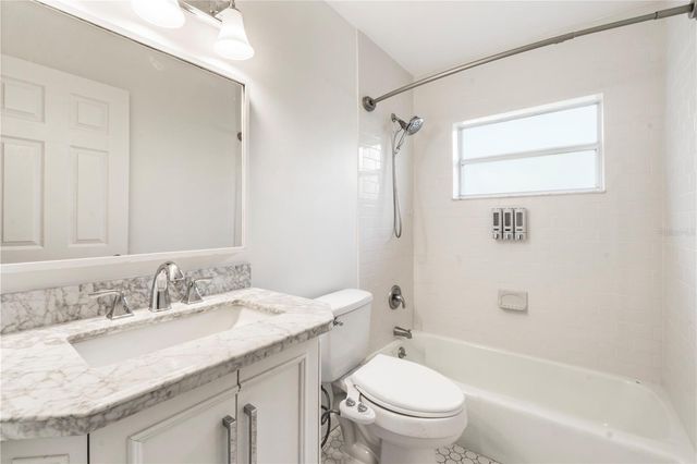 1746 DORMONT LANE, Orlando, FL 32804