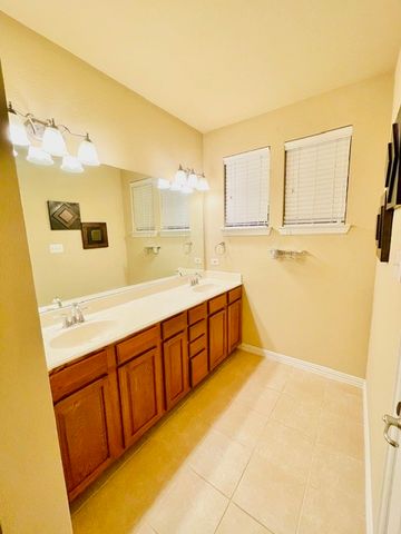 703 Chestnut Hill Drive, Allen, TX 75013