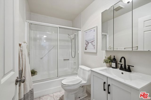 12321 Ocean Park Boulevard 18, Los Angeles, CA 90064