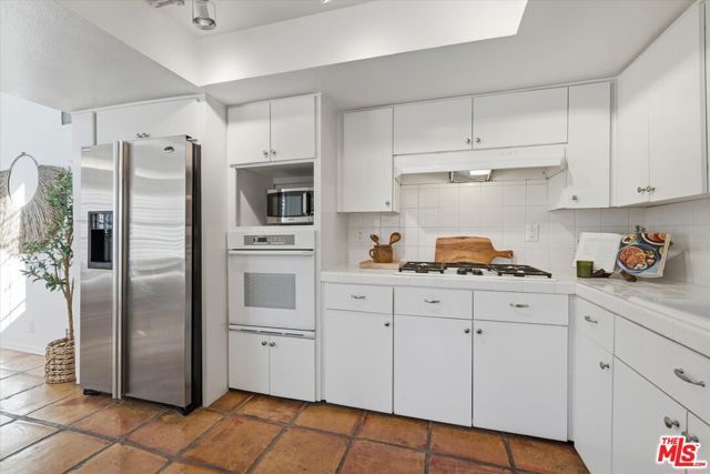 12321 Ocean Park Boulevard 18, Los Angeles, CA 90064