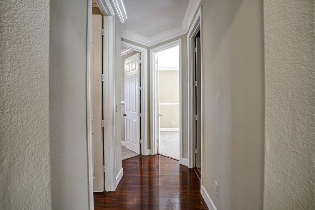 3837 Banyan Tree Dr, Modesto, CA 95355
