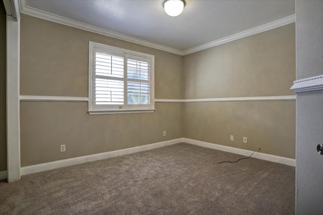 3837 Banyan Tree Dr, Modesto, CA 95355
