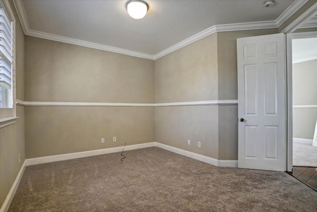 3837 Banyan Tree Dr, Modesto, CA 95355