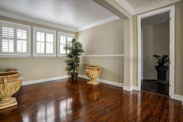 3837 Banyan Tree Dr, Modesto, CA 95355