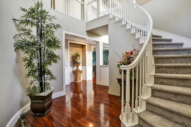 3837 Banyan Tree Dr, Modesto, CA 95355