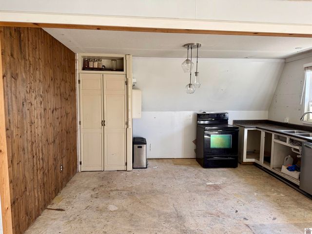 3185 Wadesboro Road, Benton, KY 42025