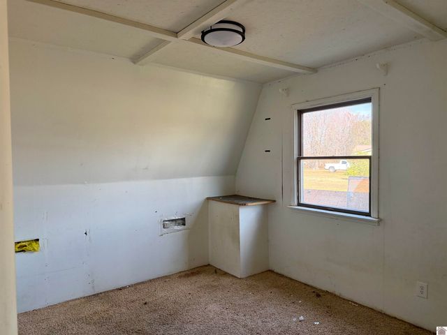 3185 Wadesboro Road, Benton, KY 42025