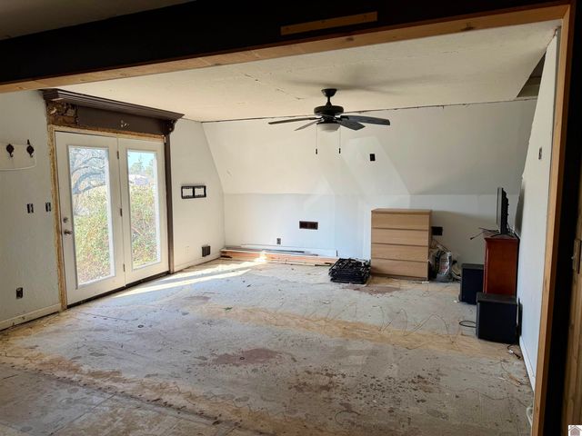 3185 Wadesboro Road, Benton, KY 42025