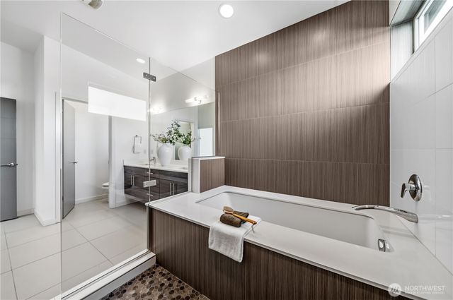 2447 S Spencer Street, Seattle, WA 98108