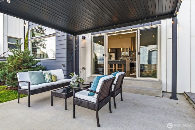 2447 S Spencer Street, Seattle, WA 98108