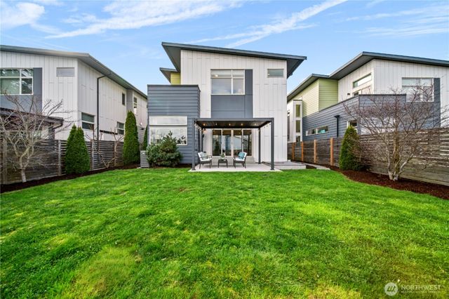 2447 S Spencer Street, Seattle, WA 98108