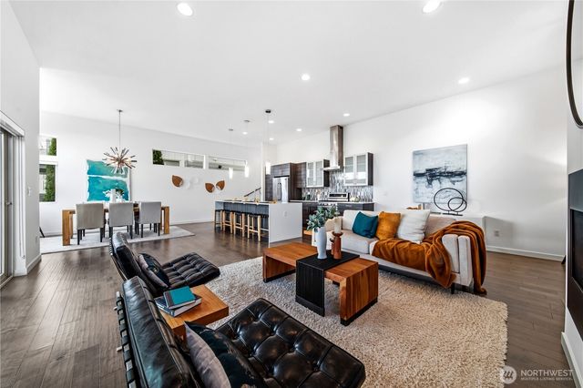 2447 S Spencer Street, Seattle, WA 98108