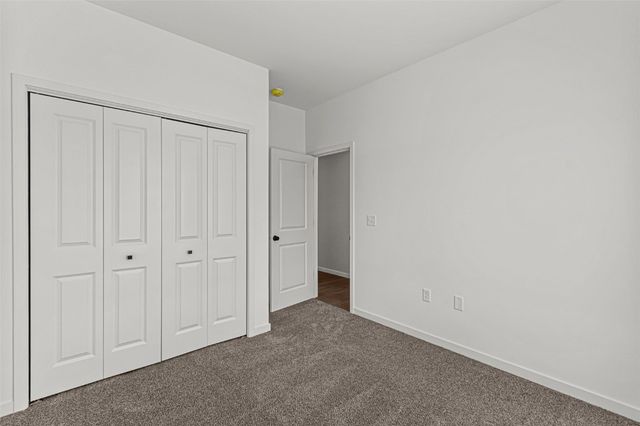 955 Eisenhower Boulevard, North Liberty, IA 52317