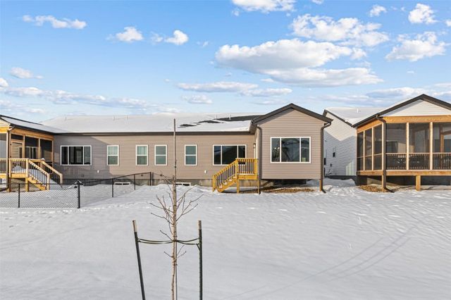 955 Eisenhower Boulevard, North Liberty, IA 52317