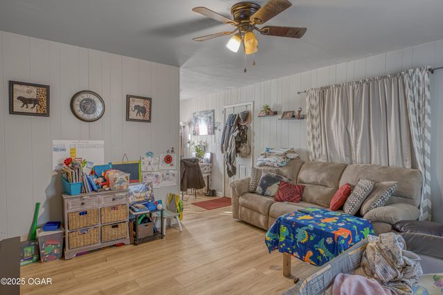 1844 W 21st Terrace, Joplin, MO 64804