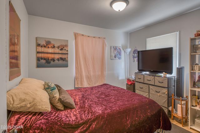 1844 W 21st Terrace, Joplin, MO 64804