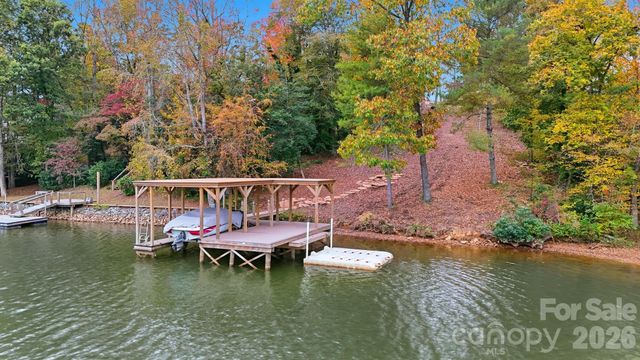 5411 Icard Ridge Road, Hickory, NC 28601