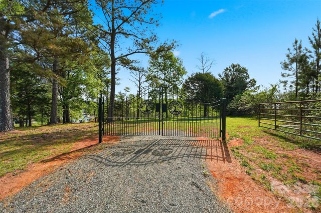 5411 Icard Ridge Road, Hickory, NC 28601