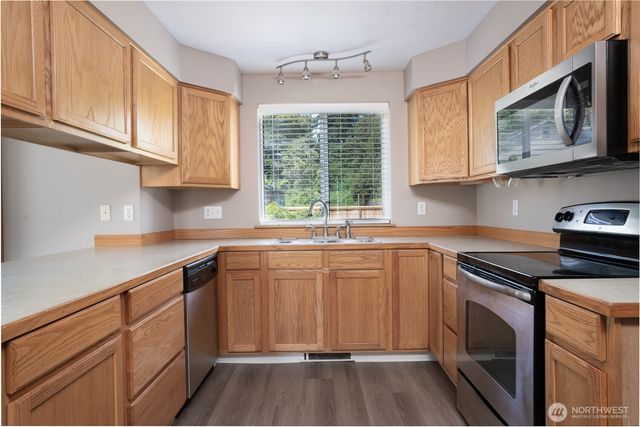 5221 64th Street W, University Place, WA 98467
