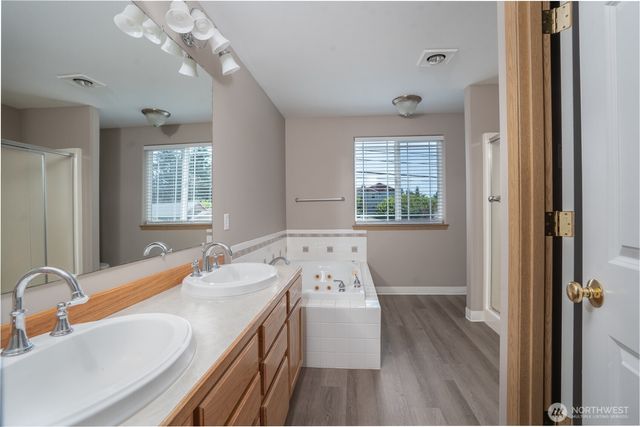5221 64th Street W, University Place, WA 98467