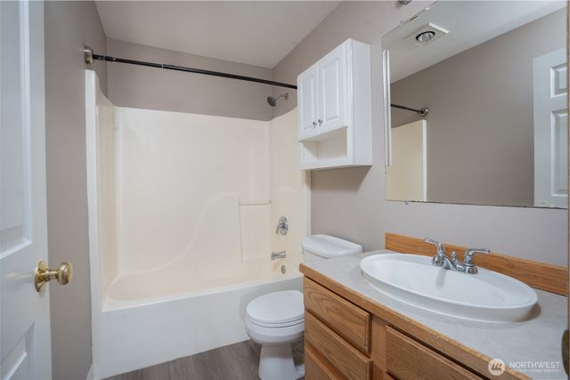 5221 64th Street W, University Place, WA 98467