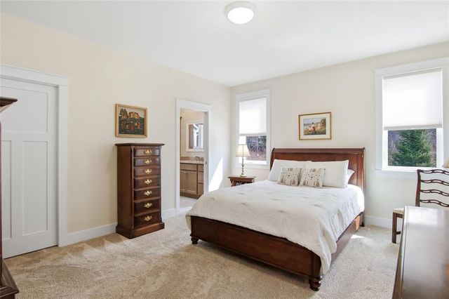 3729 Crest Ridge Court, Eau Claire, WI 54701
