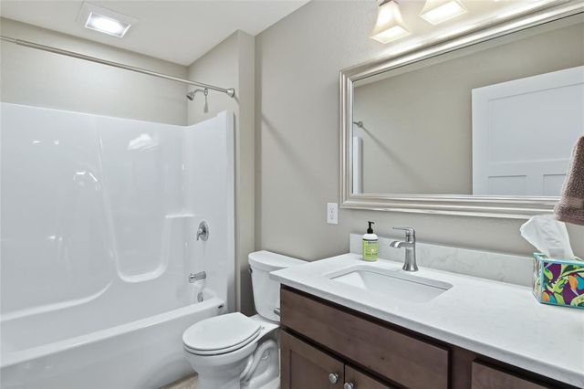 3729 Crest Ridge Court, Eau Claire, WI 54701