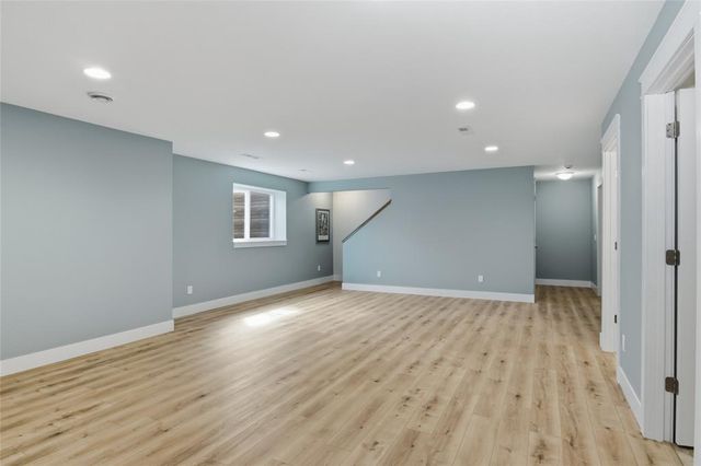 3729 Crest Ridge Court, Eau Claire, WI 54701