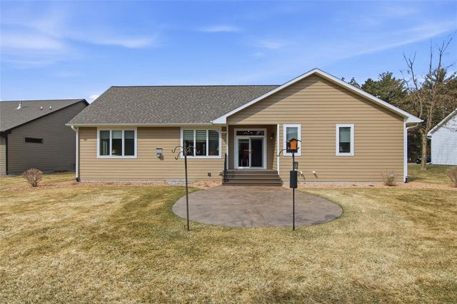 3729 Crest Ridge Court, Eau Claire, WI 54701