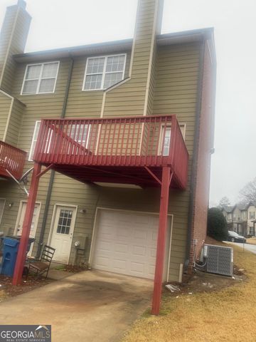 9052 Bayross Circle, East Point, GA 30344