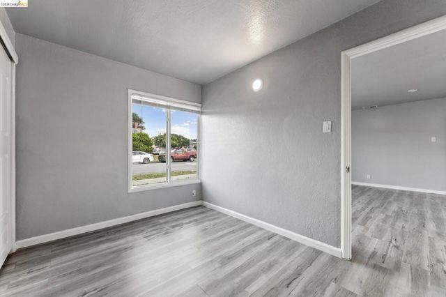 1003 1011 Lassen St, Richmond, CA 94805