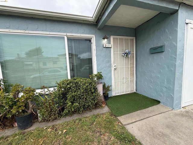 1003 1011 Lassen St, Richmond, CA 94805