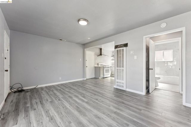 1003 1011 Lassen St, Richmond, CA 94805