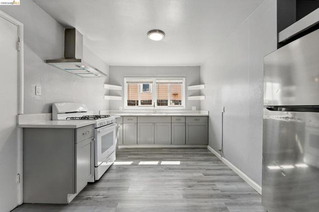 1003 1011 Lassen St, Richmond, CA 94805