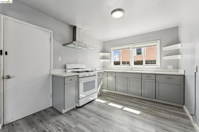 1003 1011 Lassen St, Richmond, CA 94805