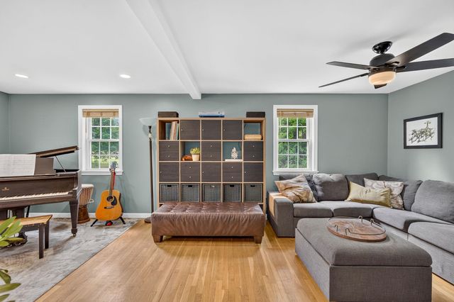 12 New Road, Canterbury, NH 03224