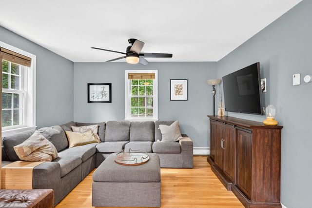 12 New Road, Canterbury, NH 03224