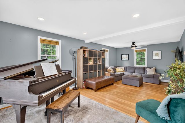 12 New Road, Canterbury, NH 03224