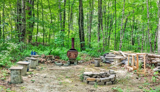 12 New Road, Canterbury, NH 03224