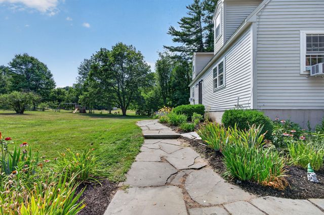 12 New Road, Canterbury, NH 03224
