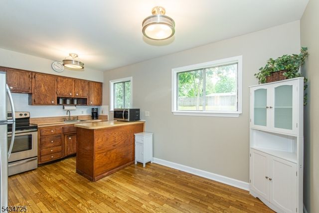 53 Columbia St, Wharton Boro, NJ 07885