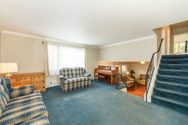 53 Columbia St, Wharton Boro, NJ 07885