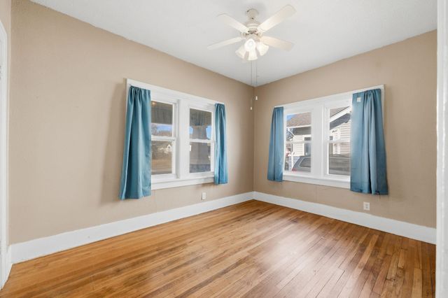 1346 S Hydraulic St, Wichita, KS 67211