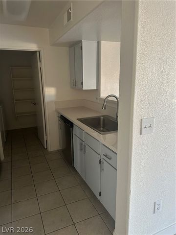 7885 West Flamingo Road 1068, Las Vegas, NV 89147