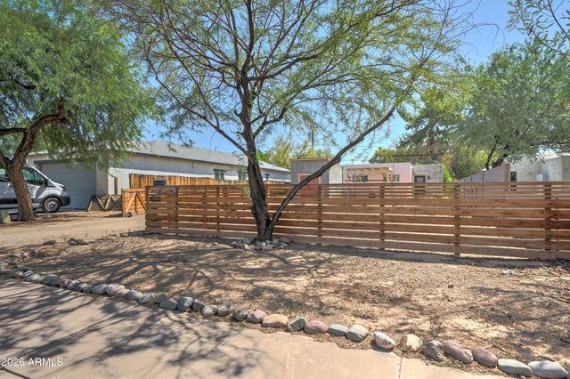 2033 N 22ND Place, Phoenix, AZ 85006