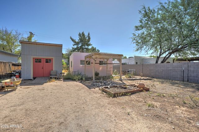 2033 N 22ND Place, Phoenix, AZ 85006