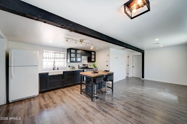 2033 N 22ND Place, Phoenix, AZ 85006