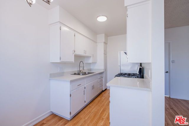 2622 Vanderbilt Lane i, Redondo Beach, CA 90278